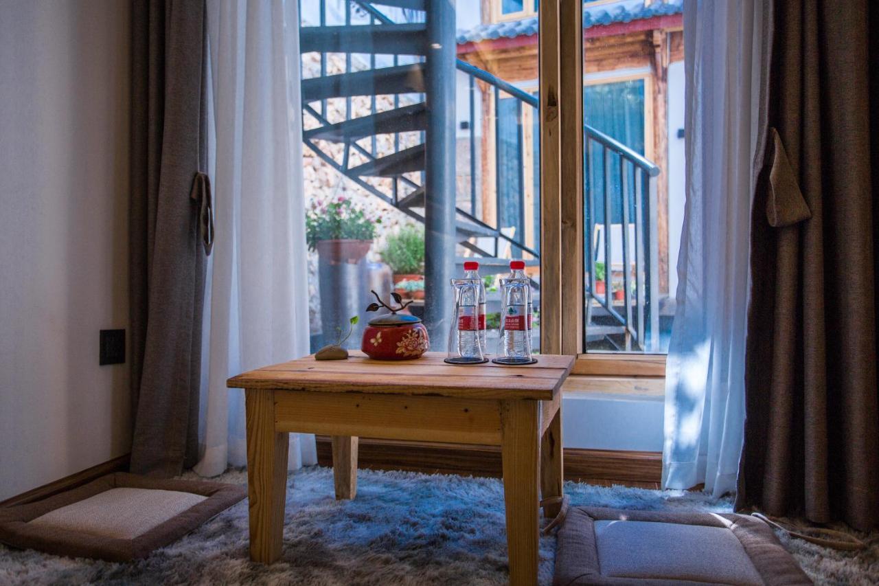Lijiang Yunqi Holiday Guesthouse Kültér fotó